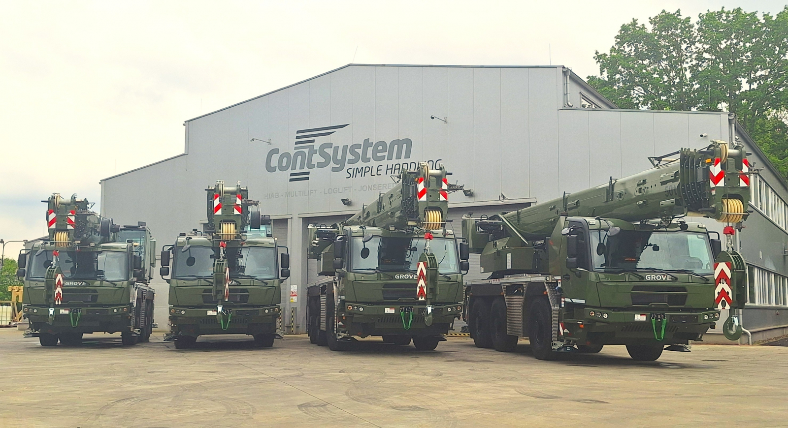 GROVE mobile cranes delivered to the Czech Army